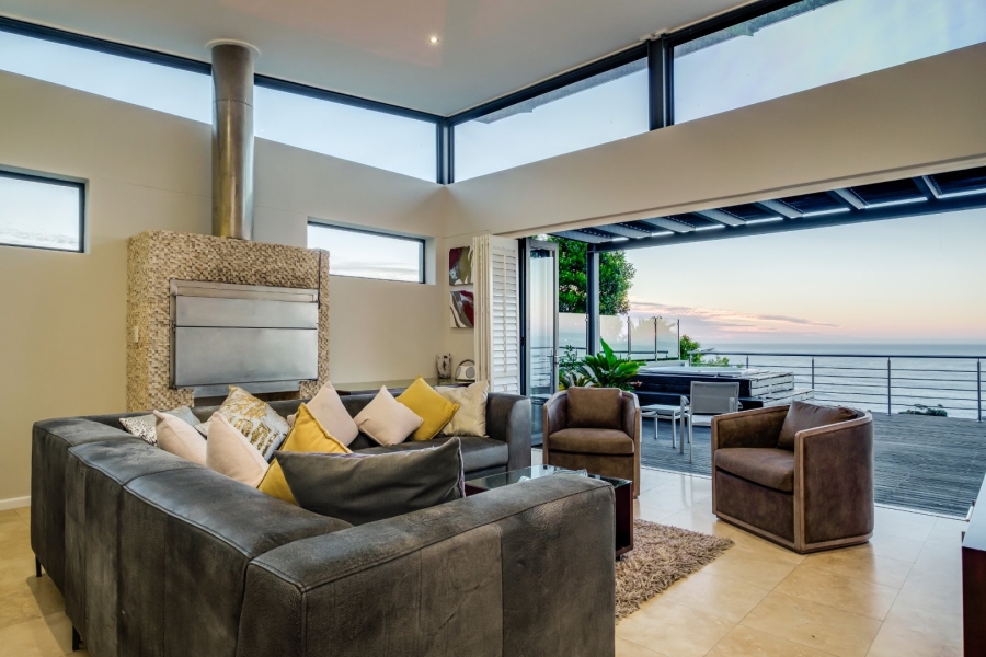 To Let 6 Bedroom Property for Rent in Camps Bay Western Cape